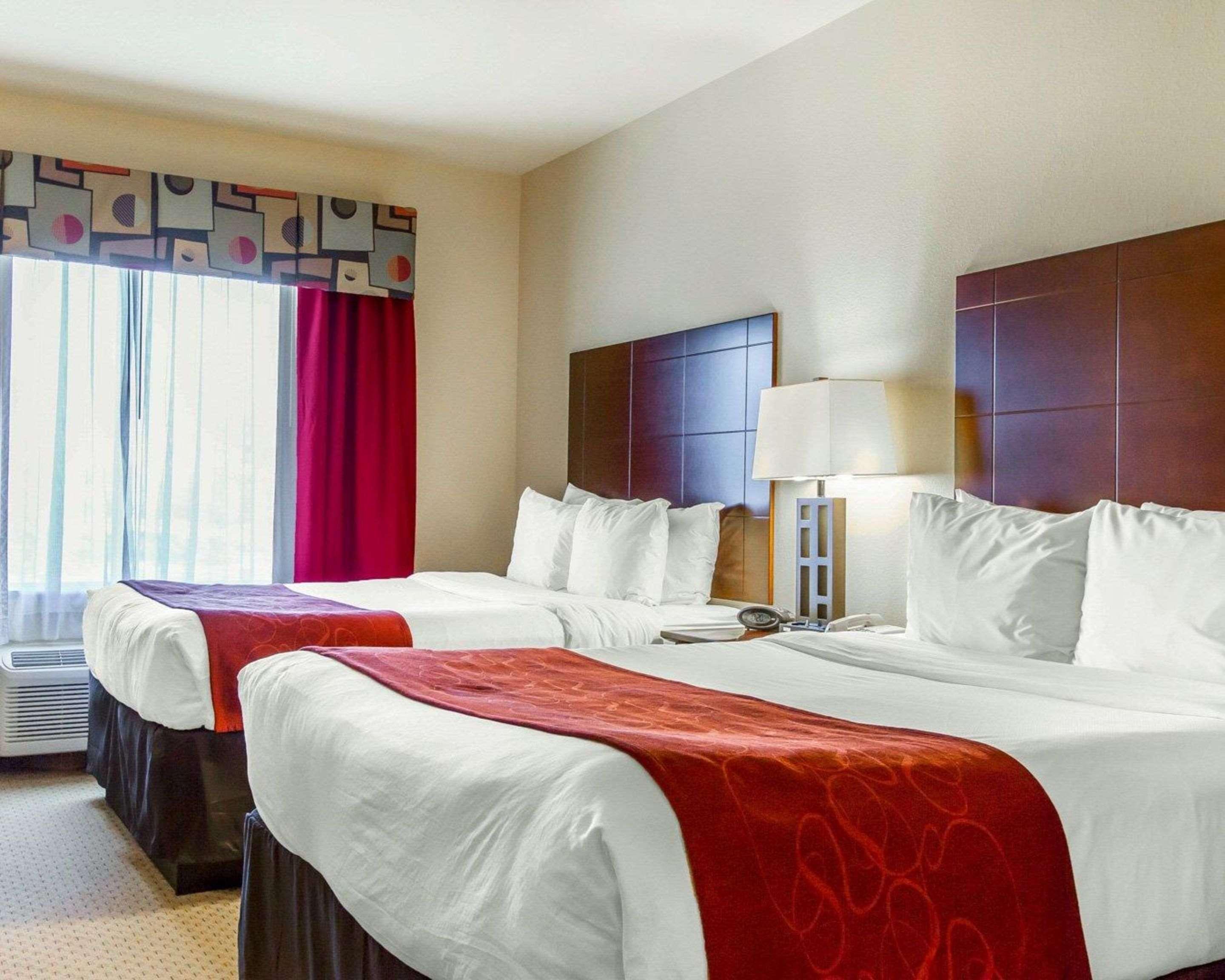 Hotel Comfort Shoals Area 3*
